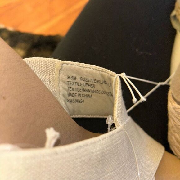 Tommy Bahama Suzette wedge sandal - Picture 4 of 4